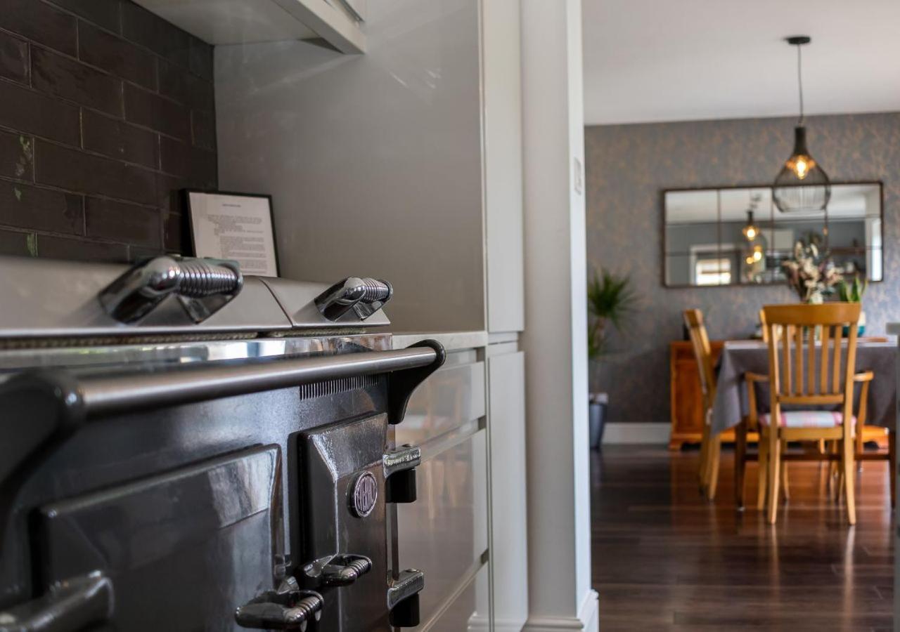 Villa Stunning 5 Bed In The Centre Of Bourton! Extérieur photo